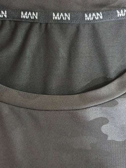 BoohooMAN Active Camouflage