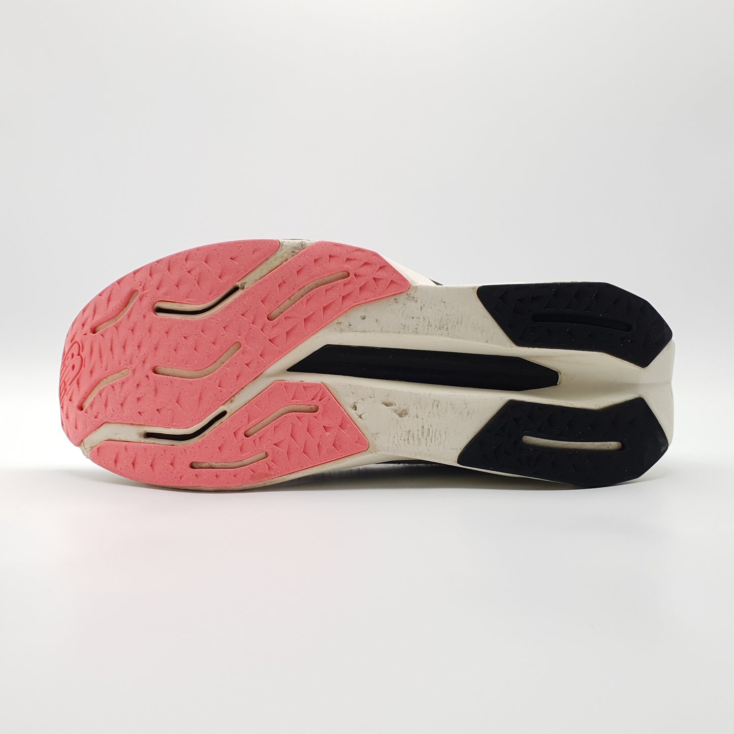 New Balance FuelCell Propel v5
