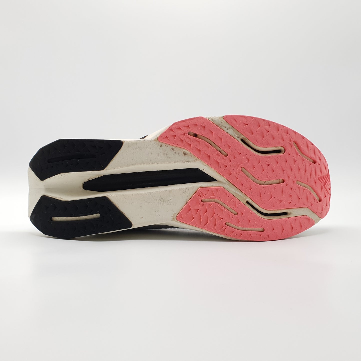 New Balance FuelCell Propel v5