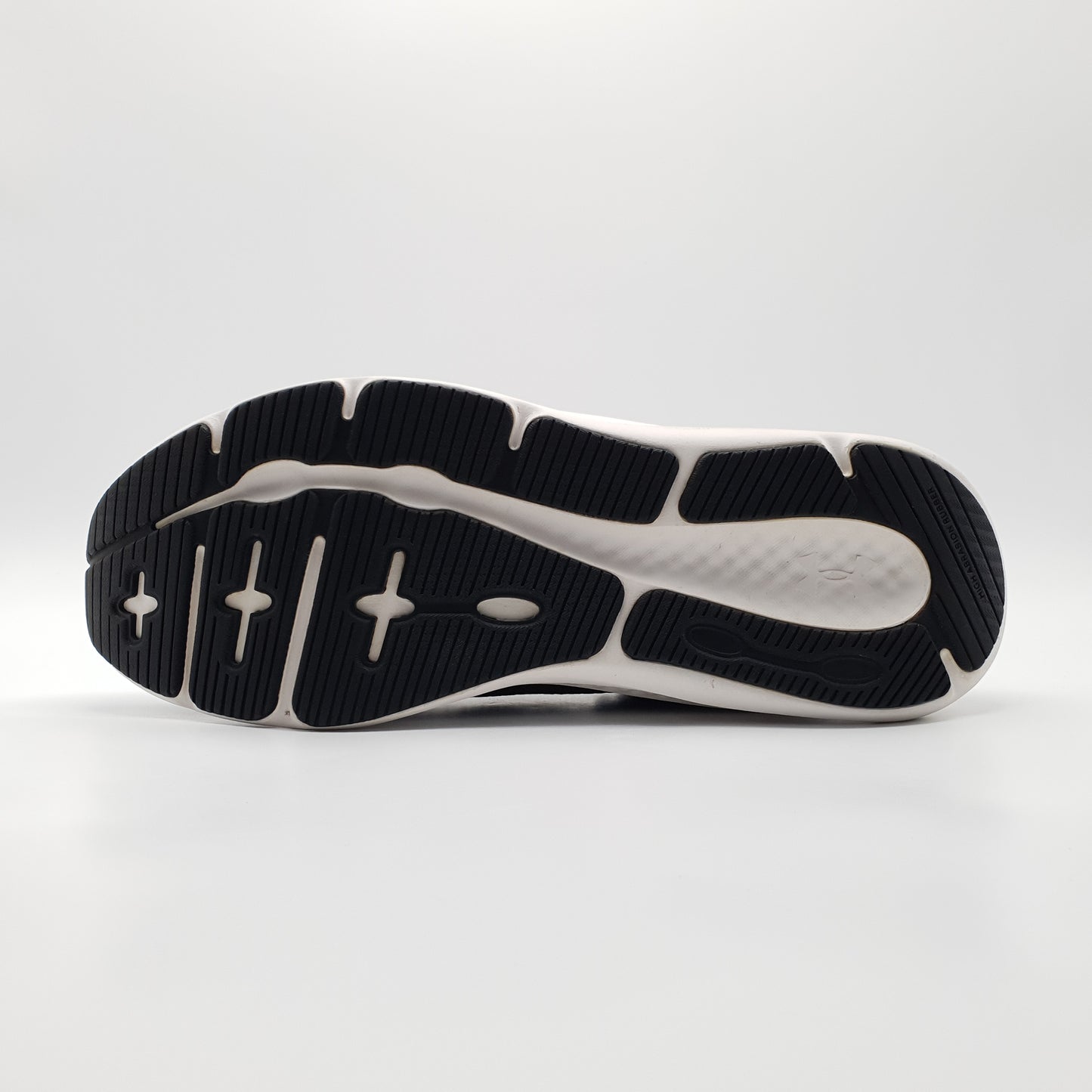 Under Armour Charged Pursuit 3