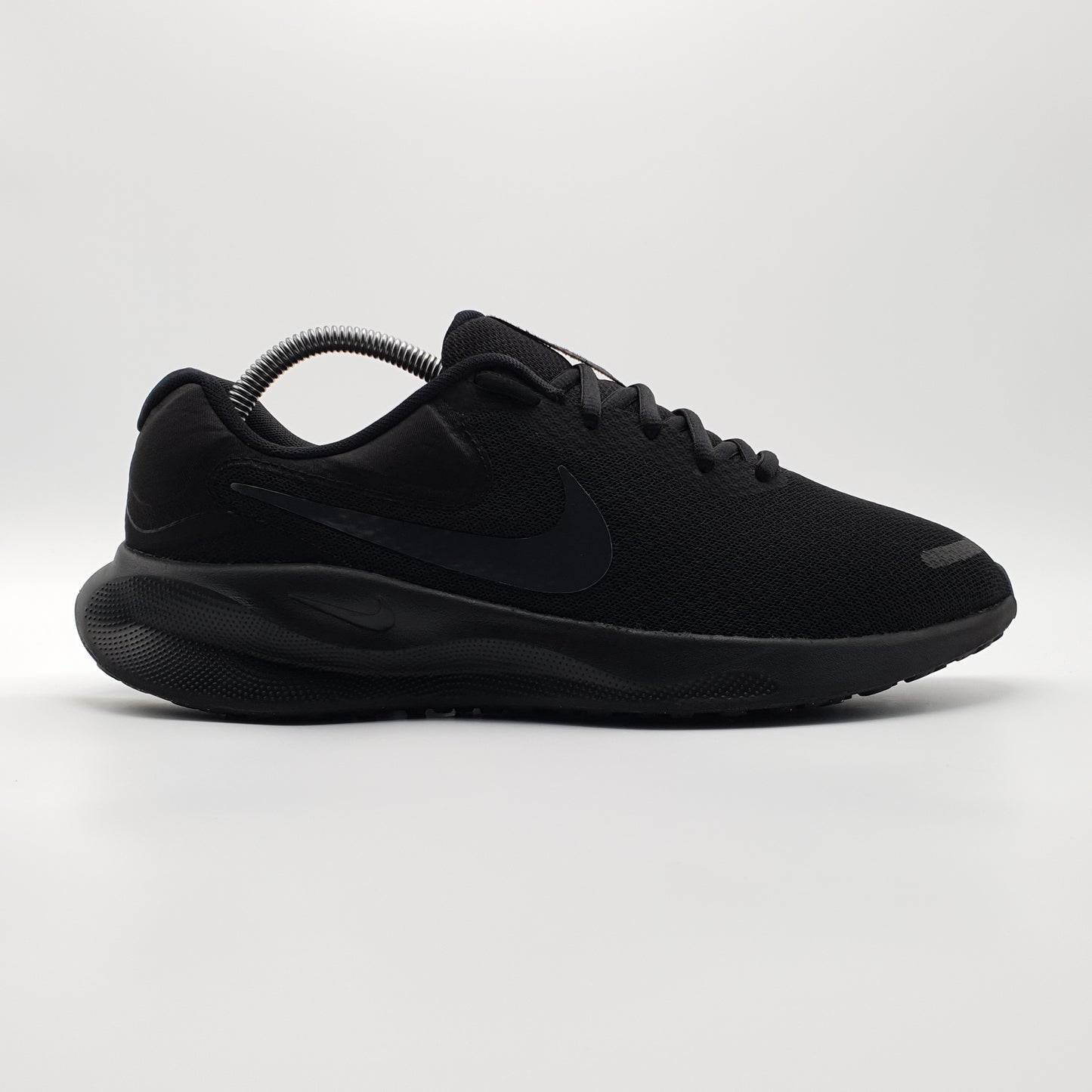 Nike Revolution 7