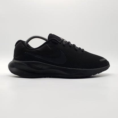Nike Revolution 7