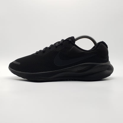 Nike Revolution 7