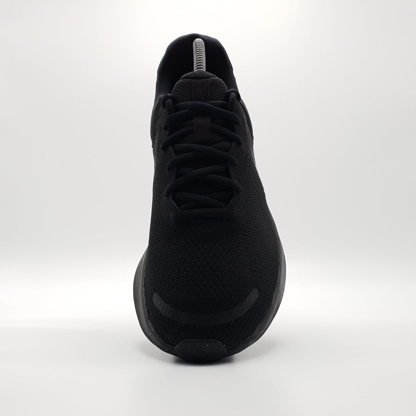 Nike Revolution 7