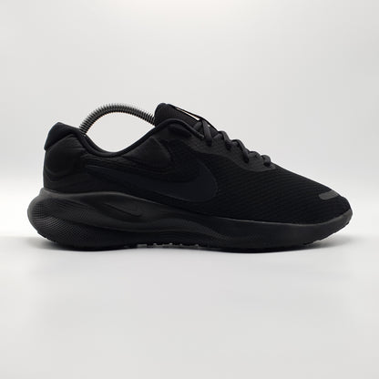 Nike Revolution 7