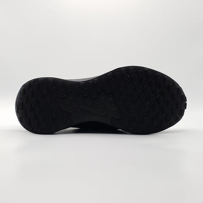 Nike Revolution 7