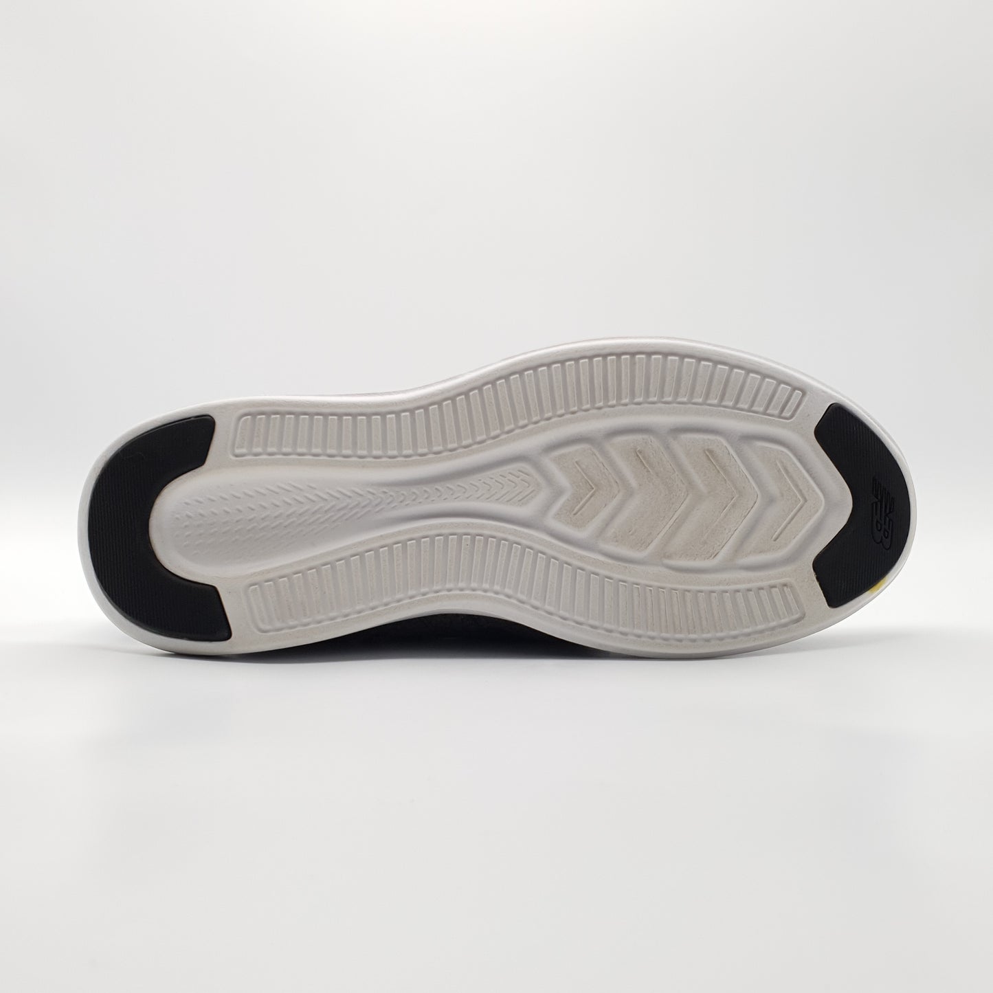 New Balance FuelCore Coast v4