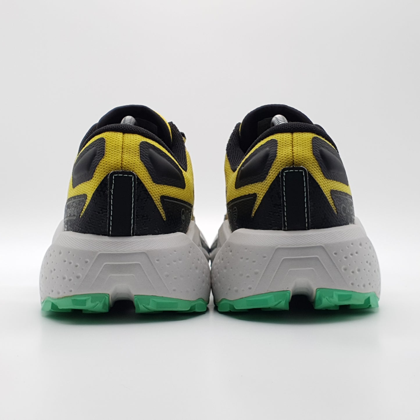 Brooks Caldera 7
