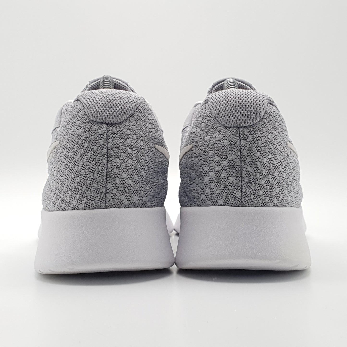 Nike Tanjun