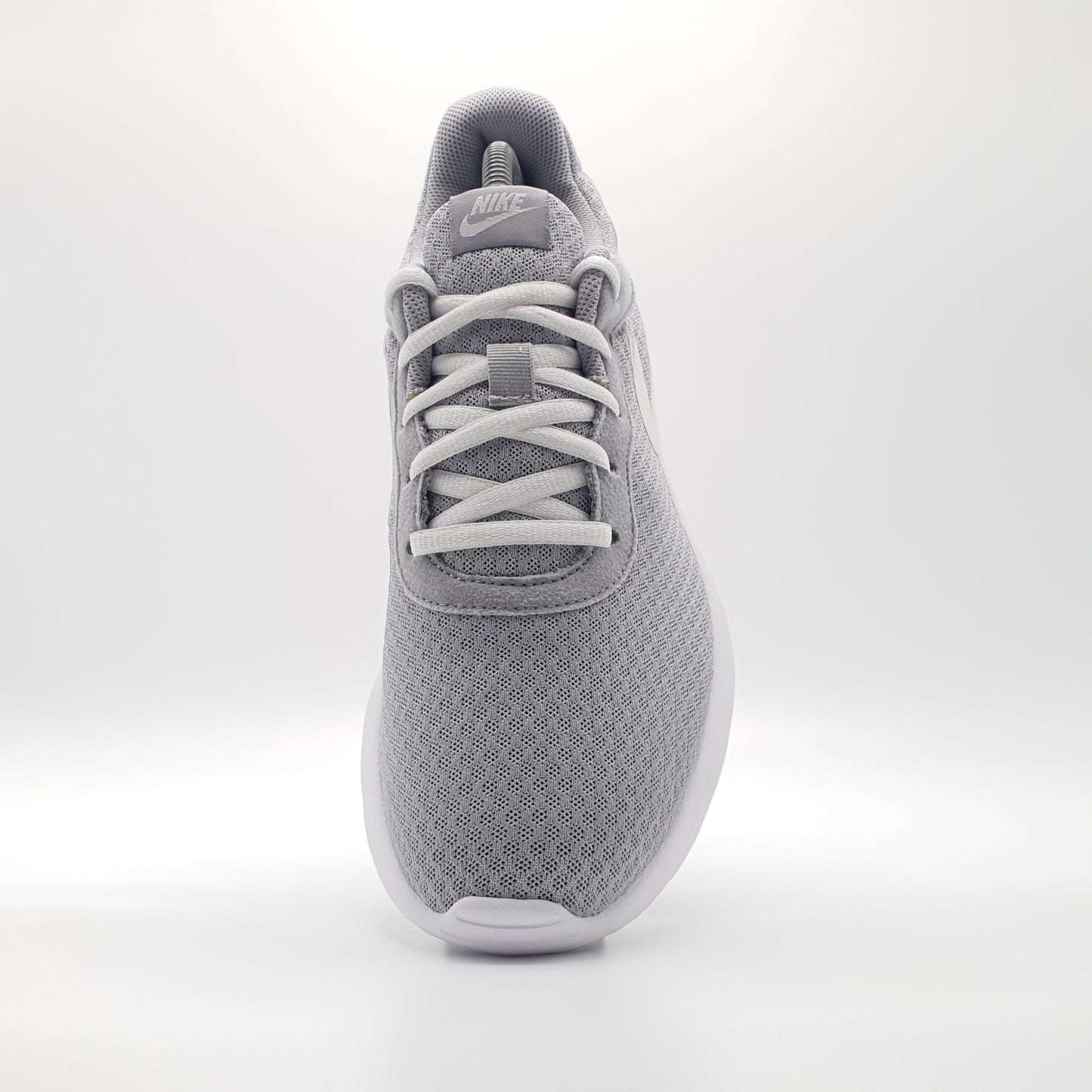 Nike Tanjun