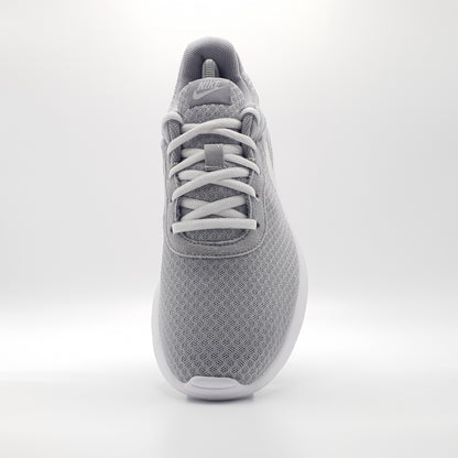 Nike Tanjun