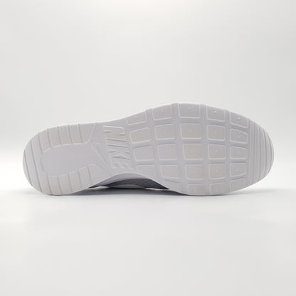 Nike Tanjun