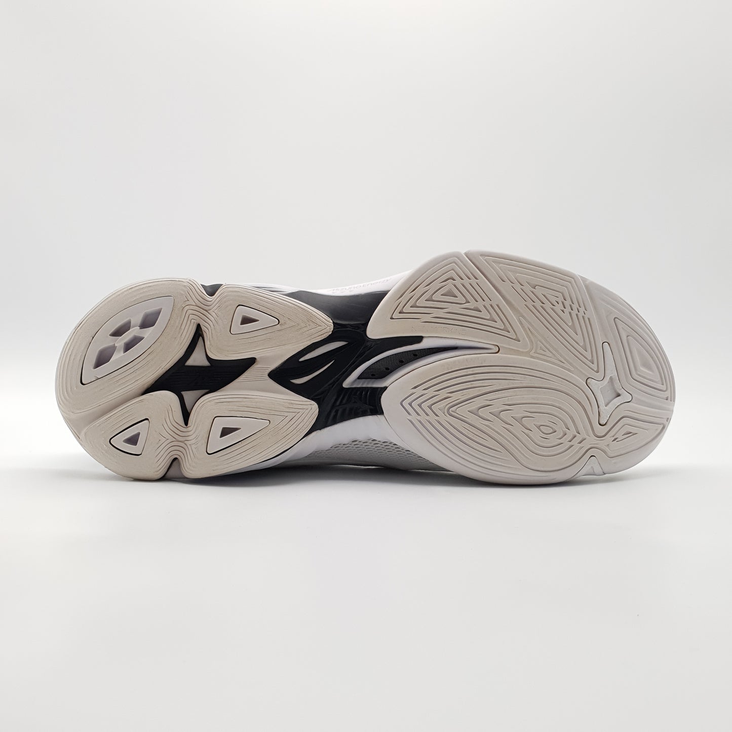 Mizuno Wave Lightning Z7 Non Marking