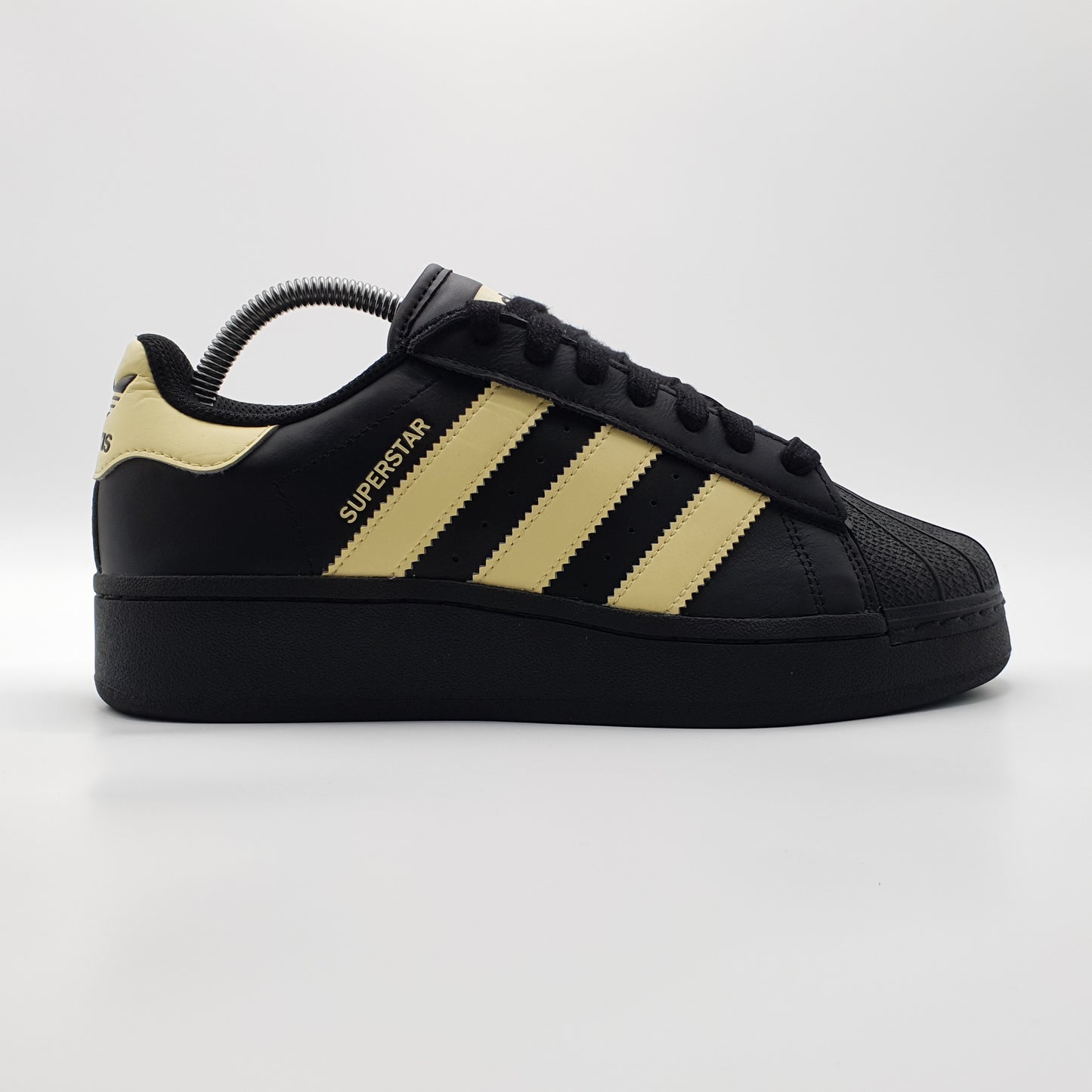 adidas Superstar XLG