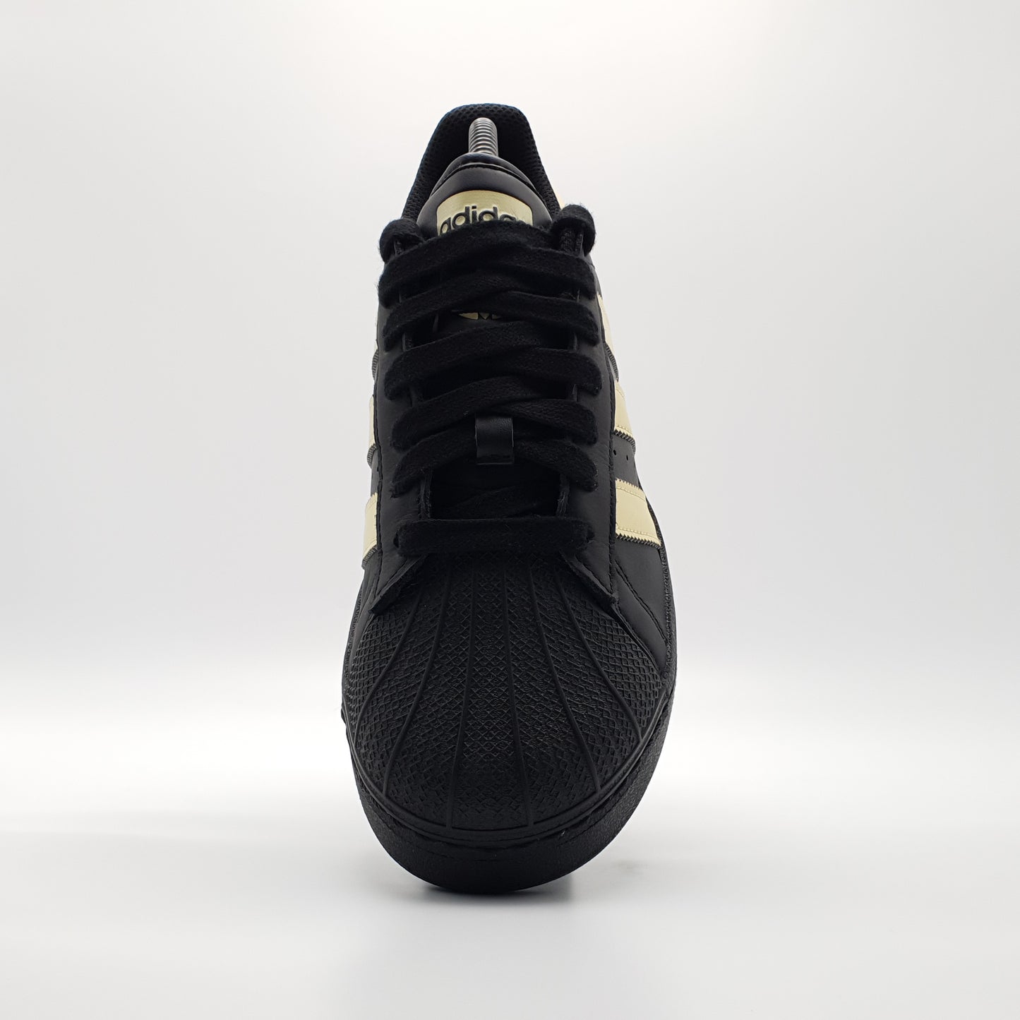 adidas Superstar XLG