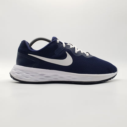 Nike Revolution 6