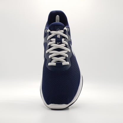 Nike Revolution 6