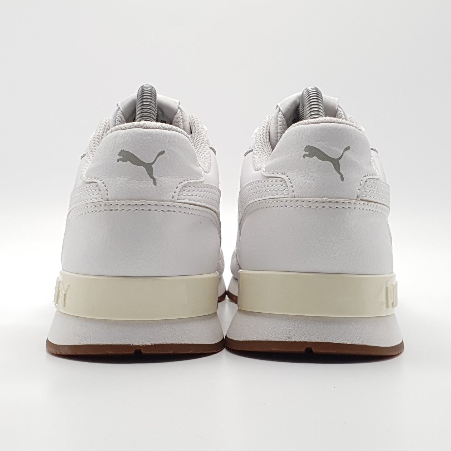 Puma ST Runner v2