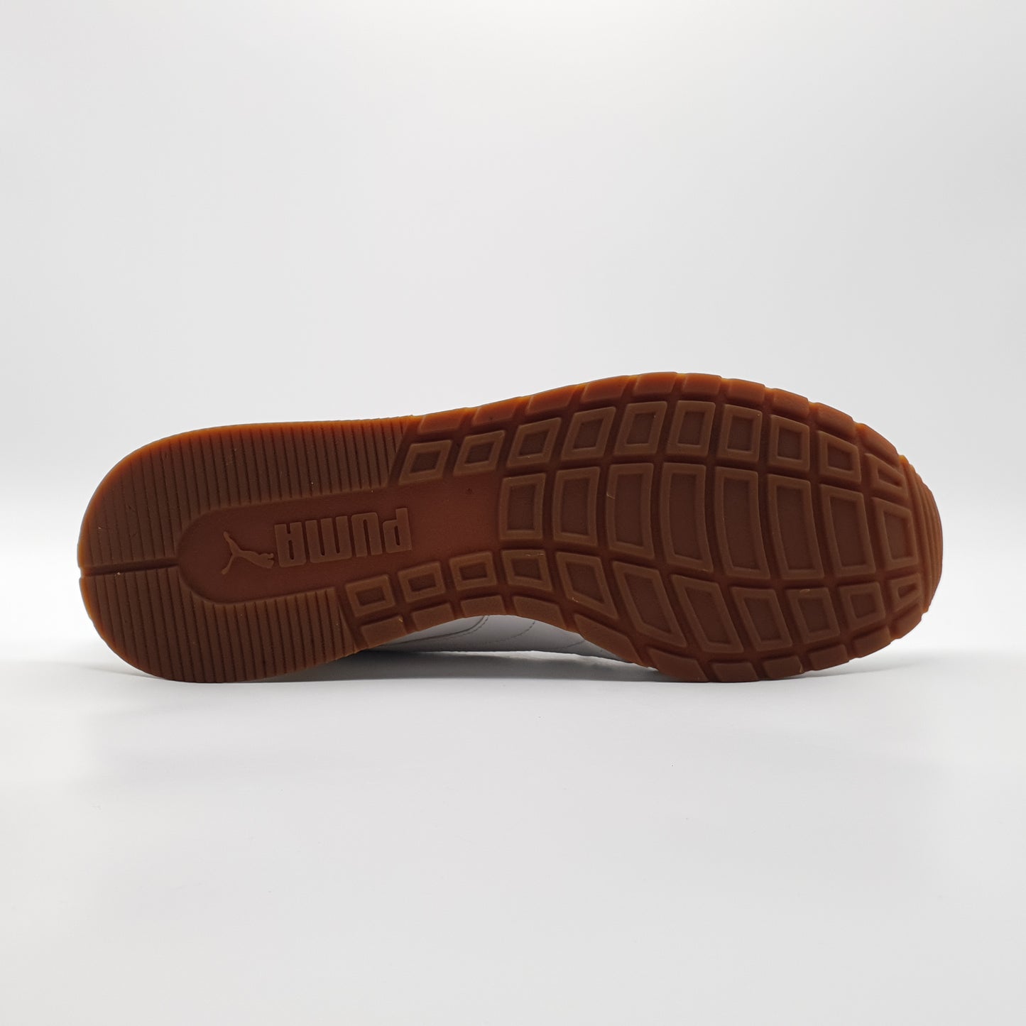 Puma ST Runner v2