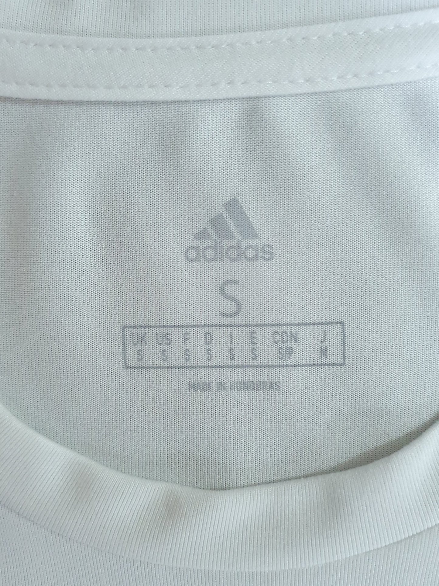 adidas Pregame Badge