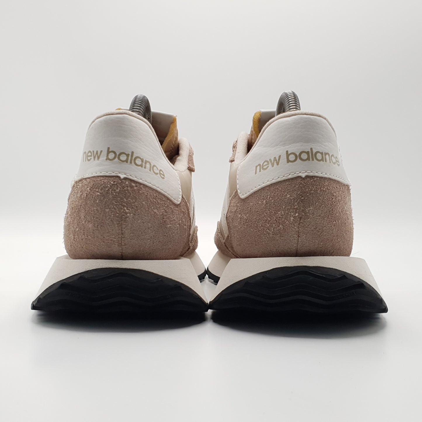 New Balance 237