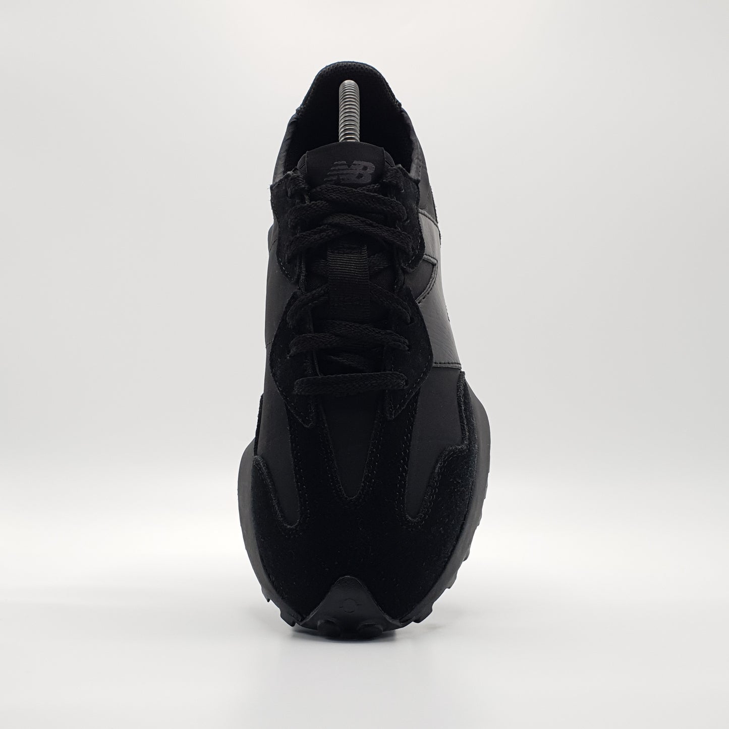 New Balance 327