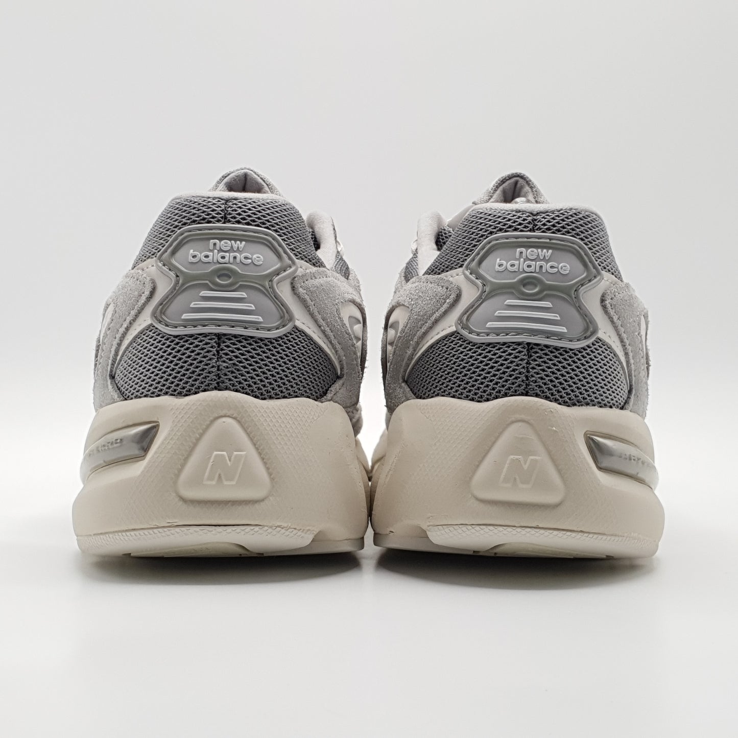 New Balance 725