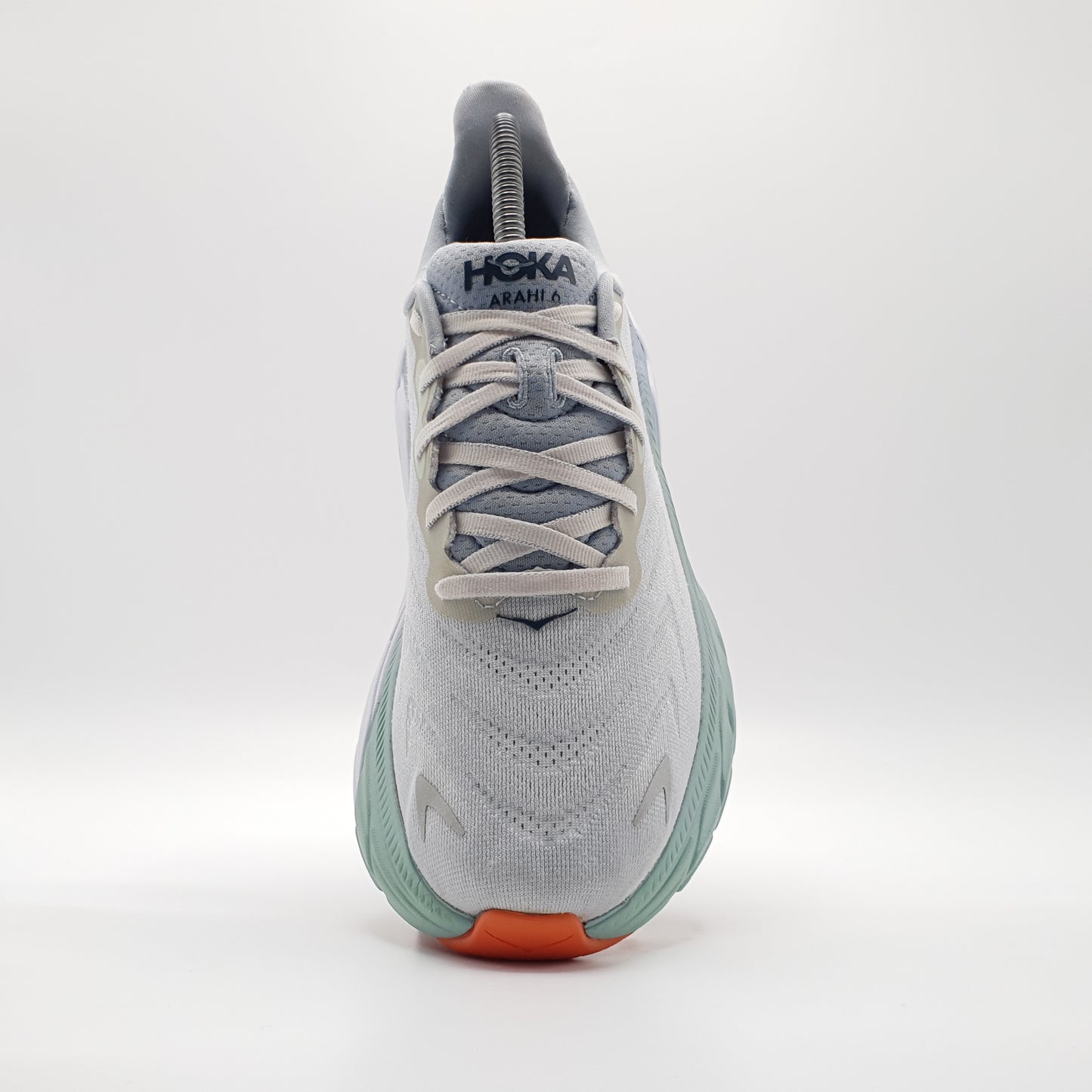 Hoka One One Arahi 6