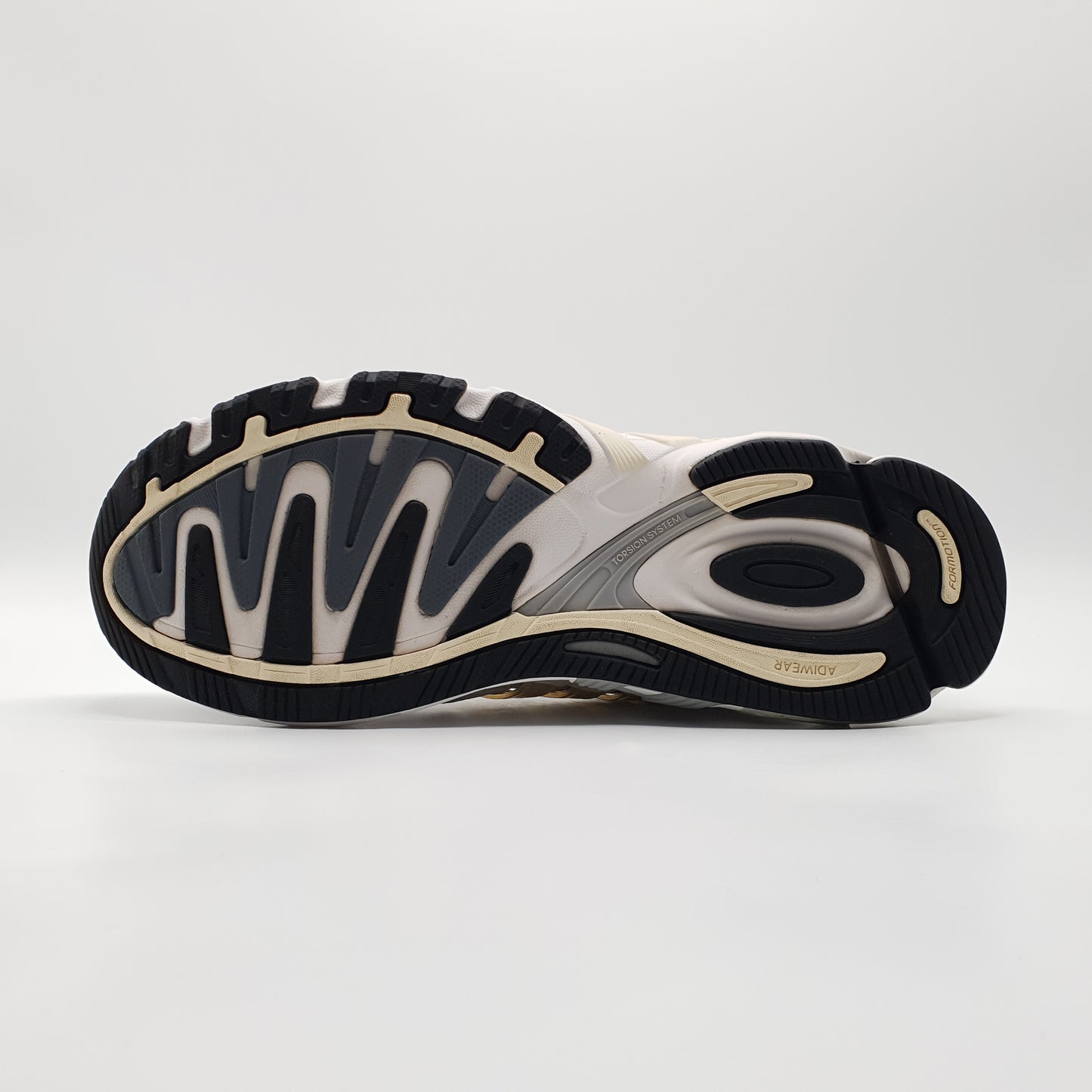 adidas Response CL