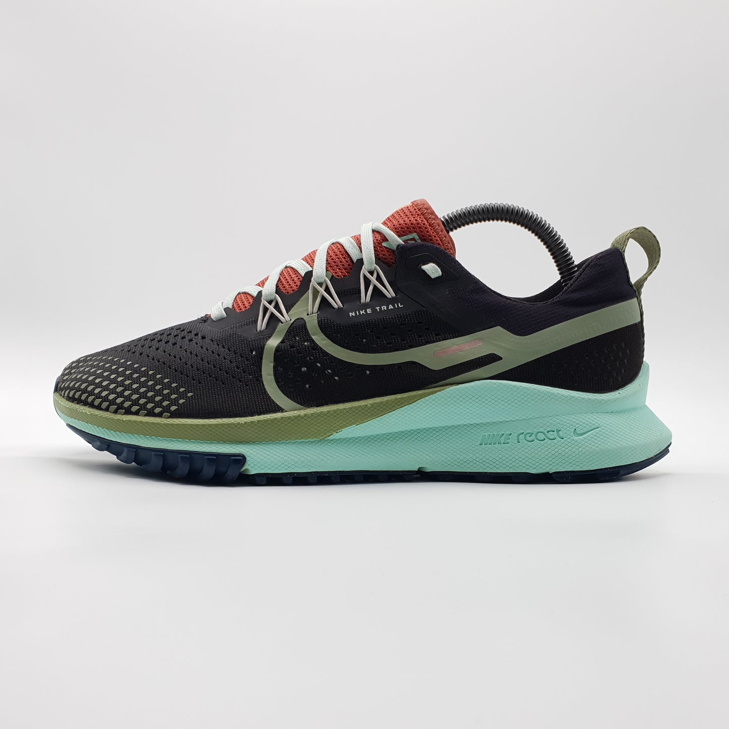 NIKE React Pegasus Trail 4