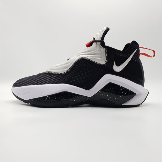 Nike LeBron Soldier 14