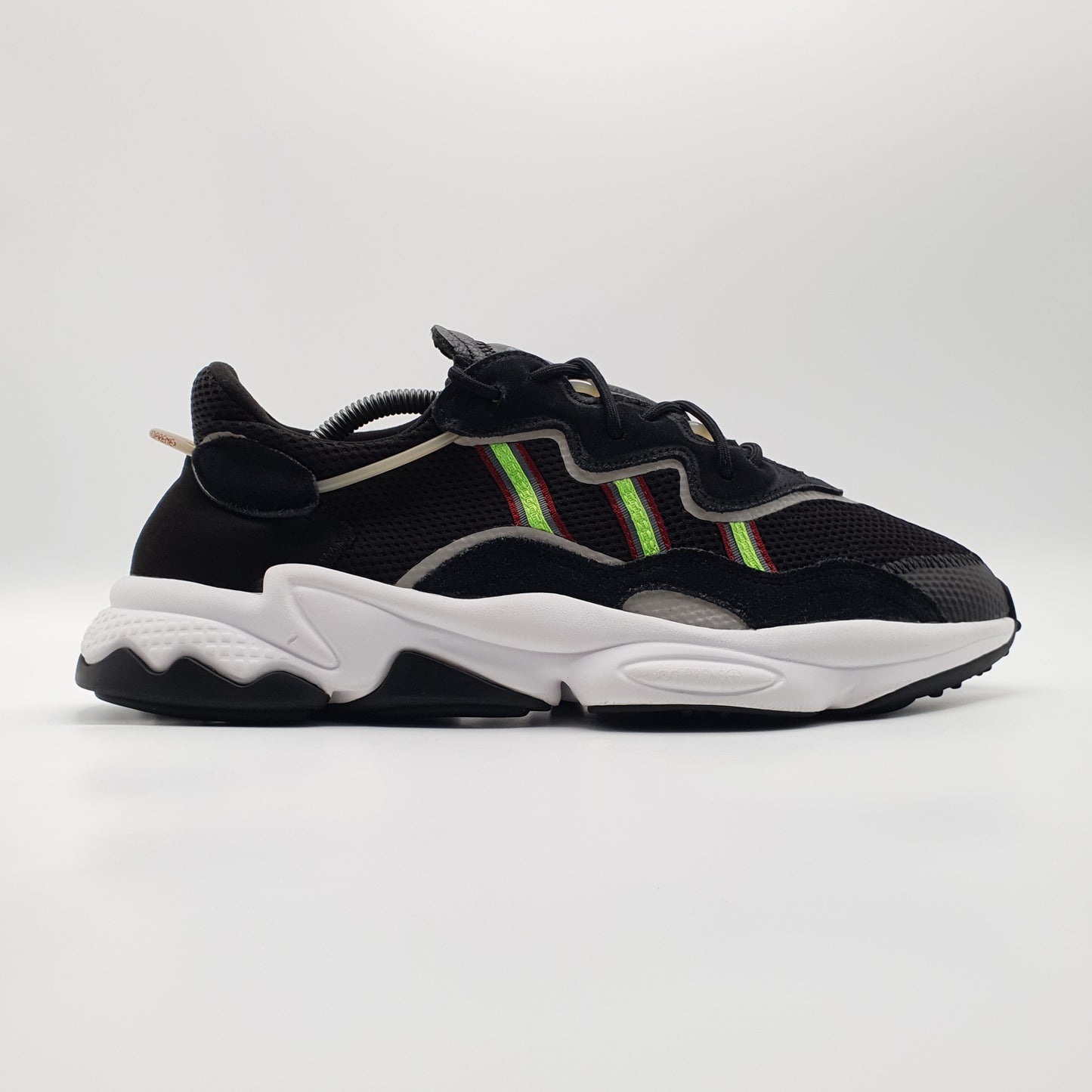 adidas Ozweego