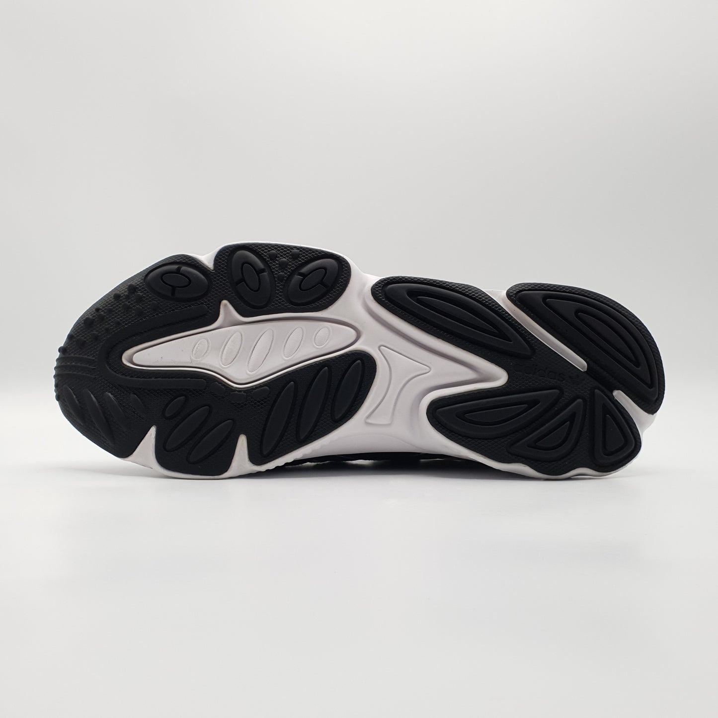 adidas Ozweego