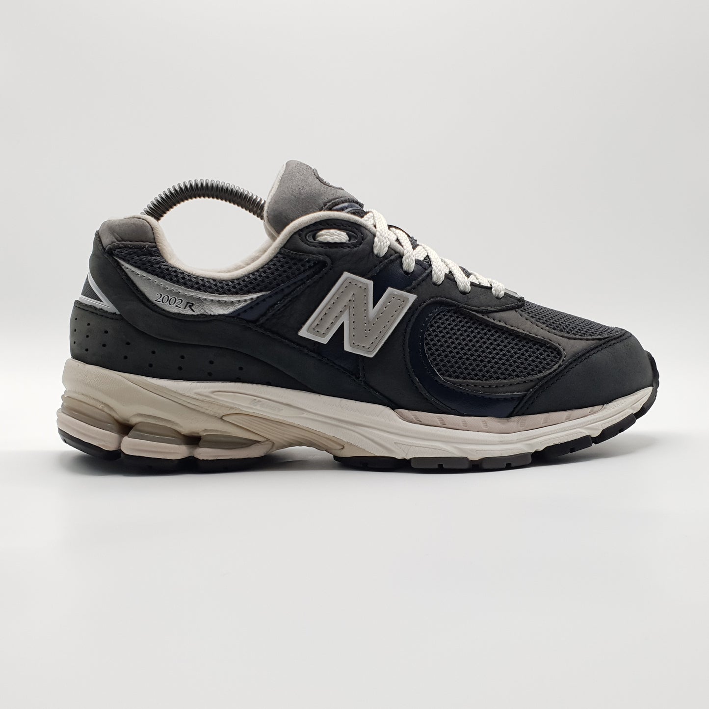 New Balance 2002R