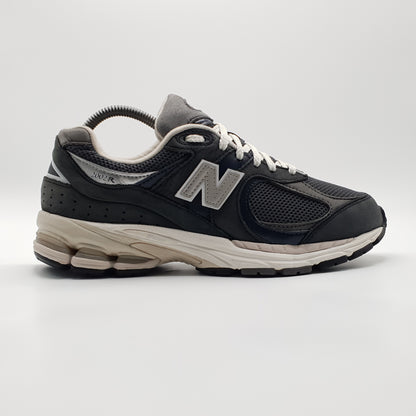 New Balance 2002R