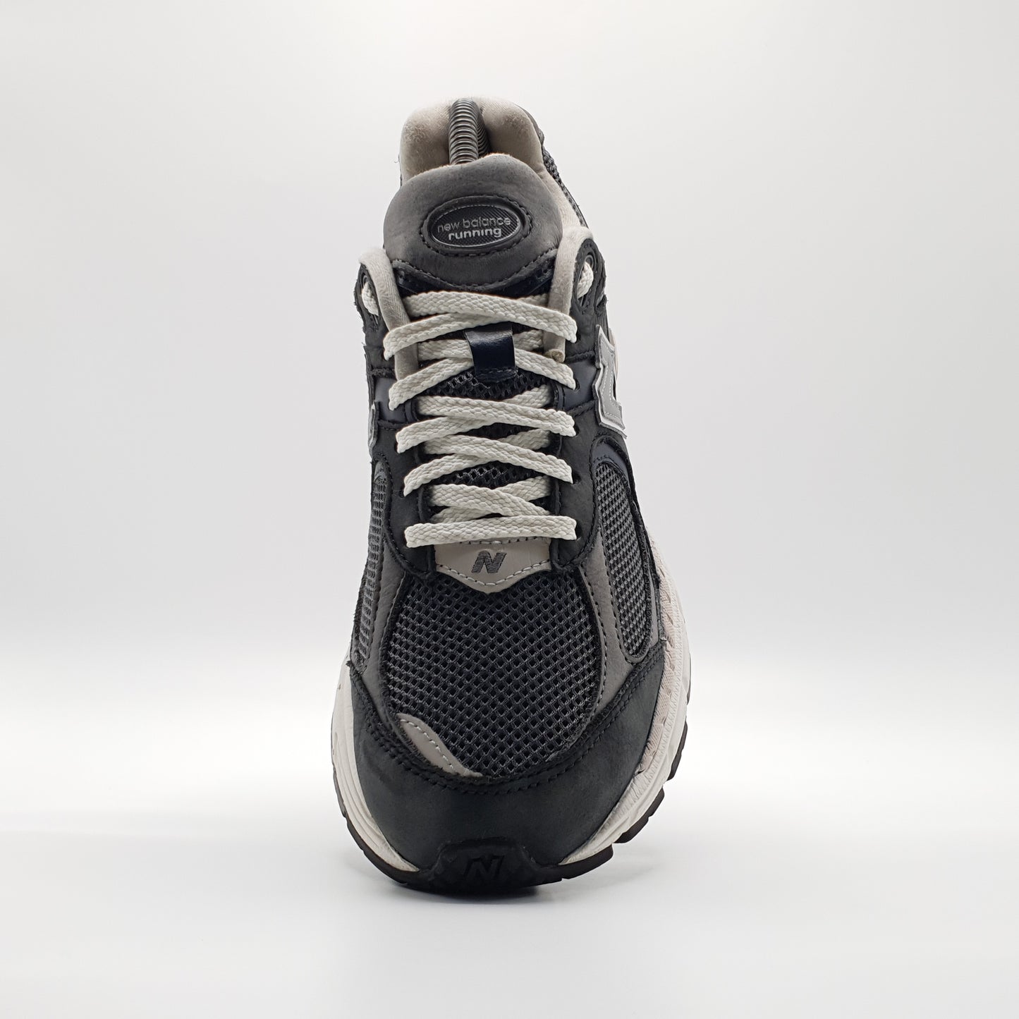 New Balance 2002R