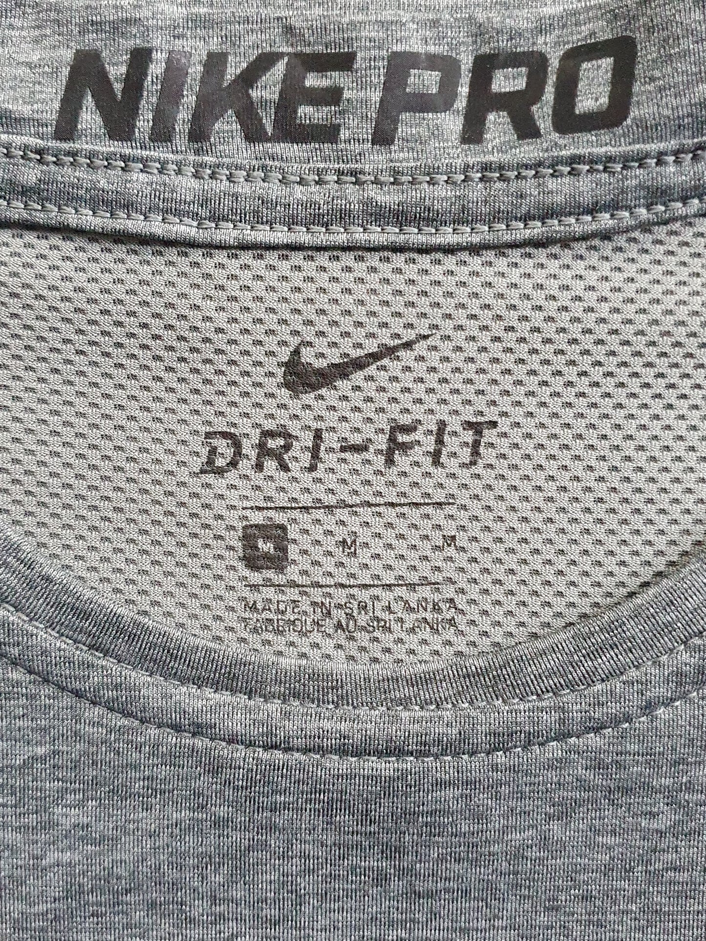 Nike Pro fitted training Muscle Fit