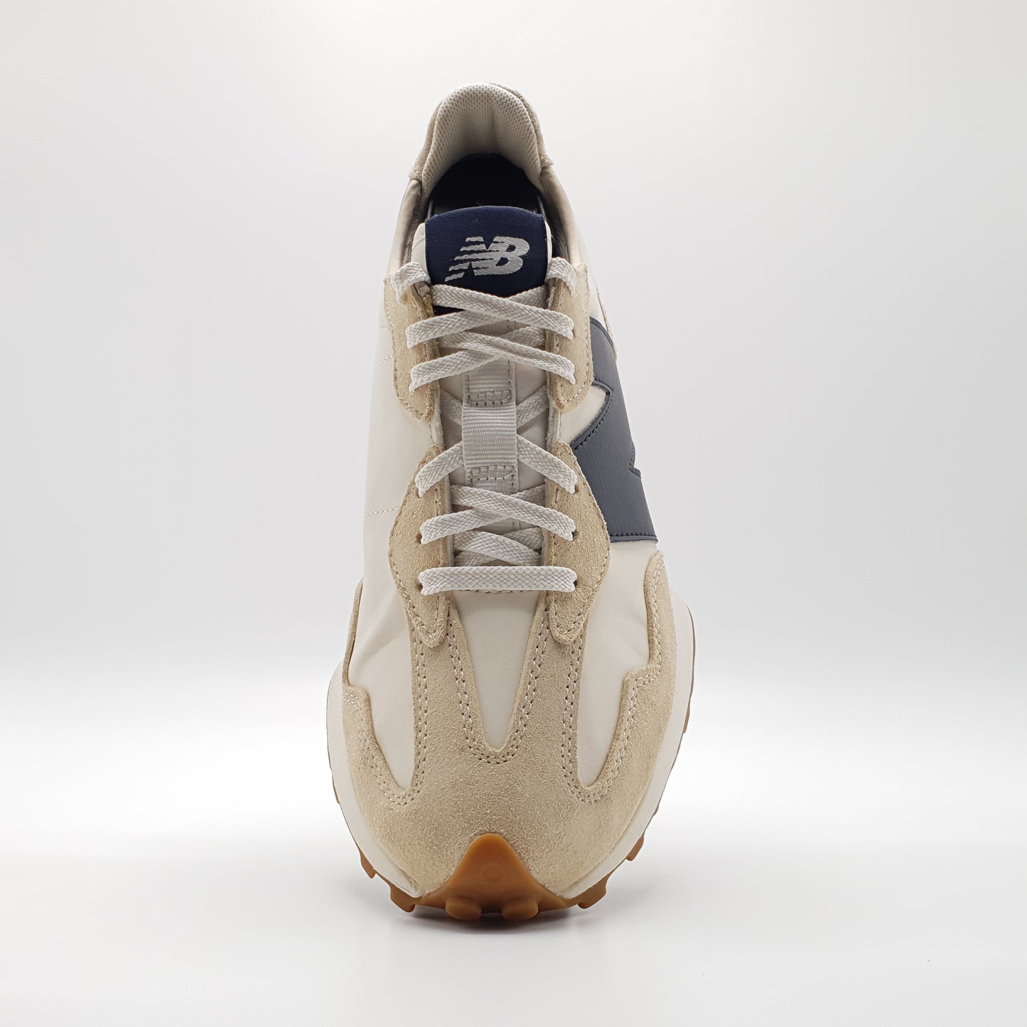 New Balance 327