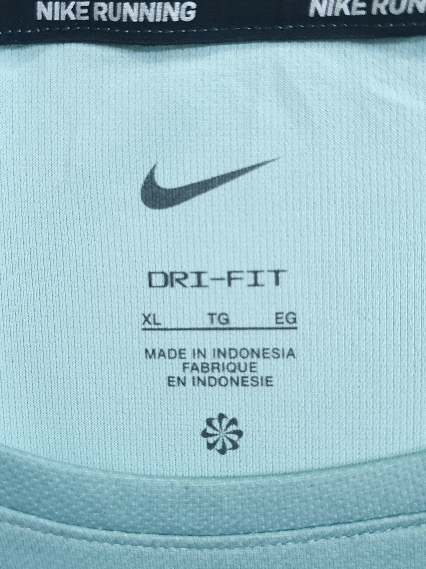 Nike Miler UV