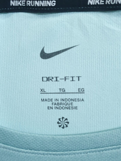 Nike Miler UV