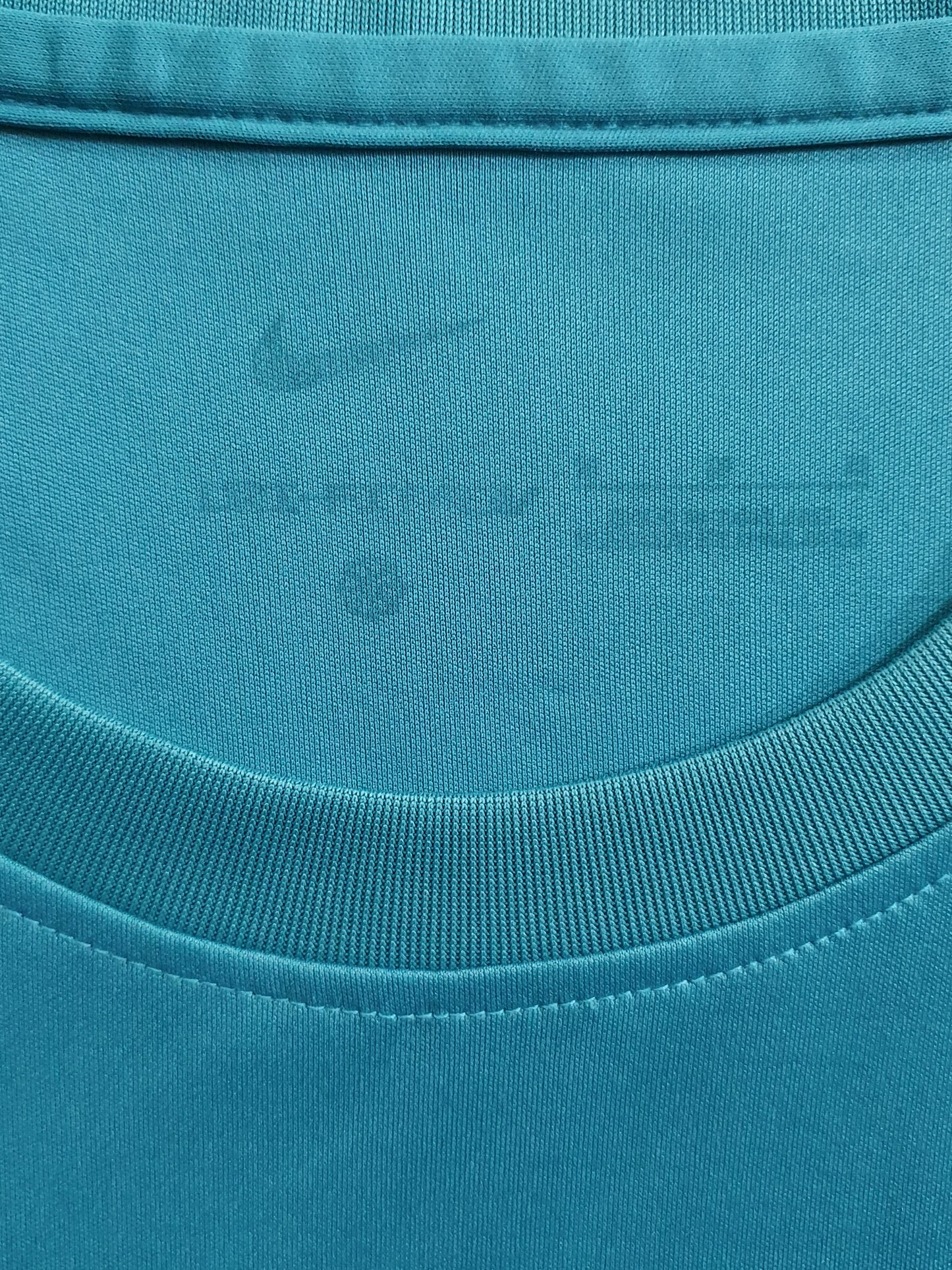 Nike Miler UV Slim Fit