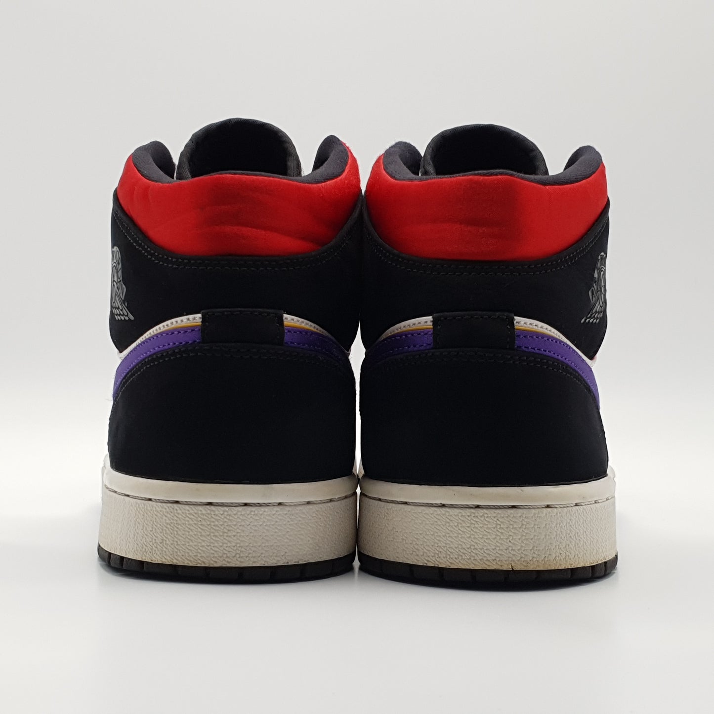 Nike Jordan 1 Mid Lakers Top 3