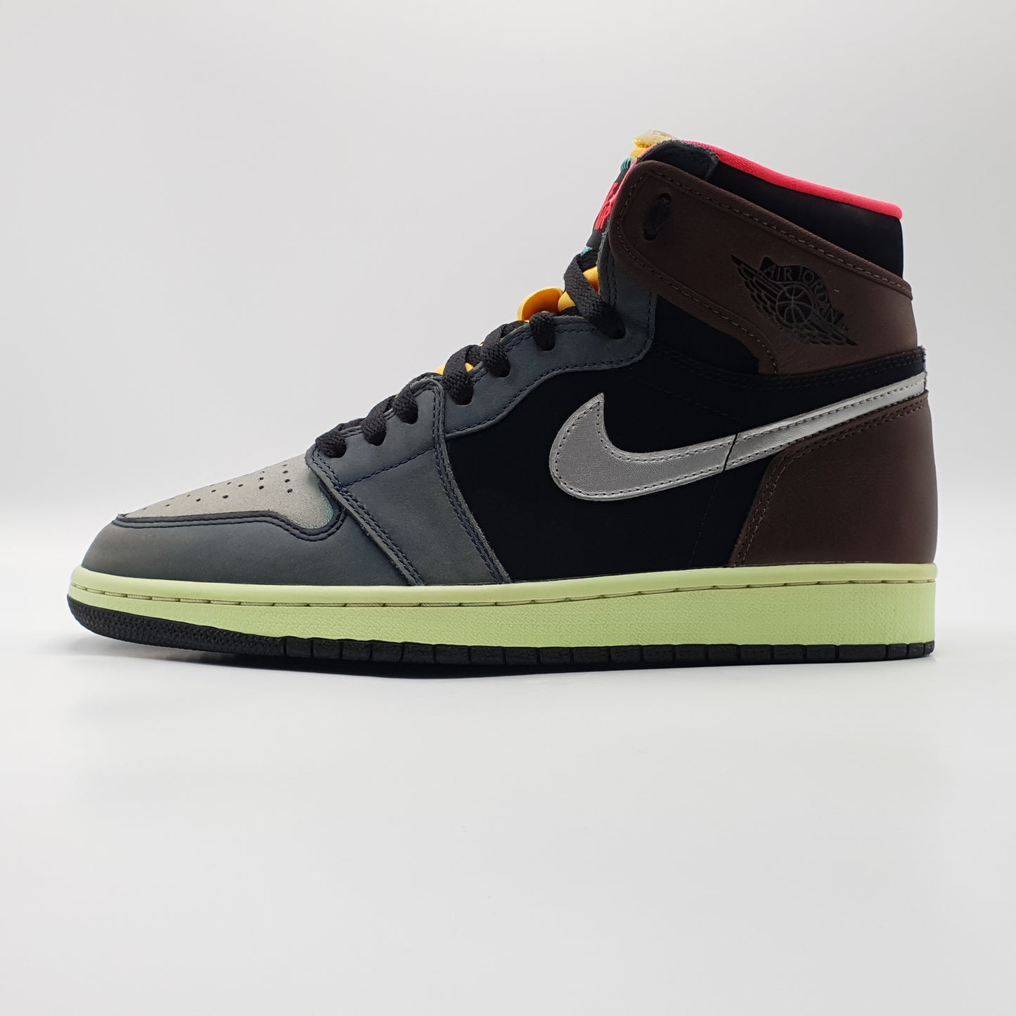 Nike Jordan 1 Retro High Tokyo Bio Hack