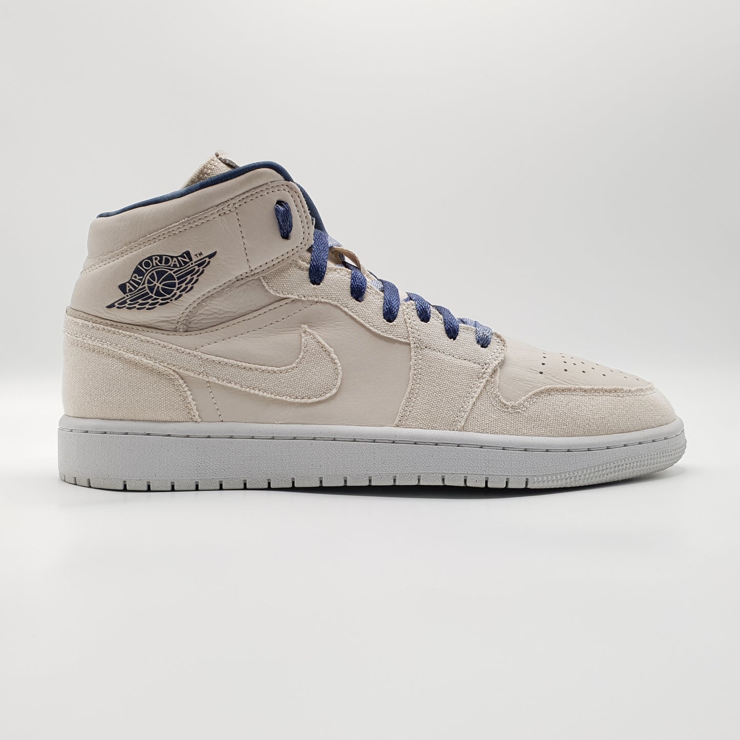 Nike Jordan 1 Mid SE