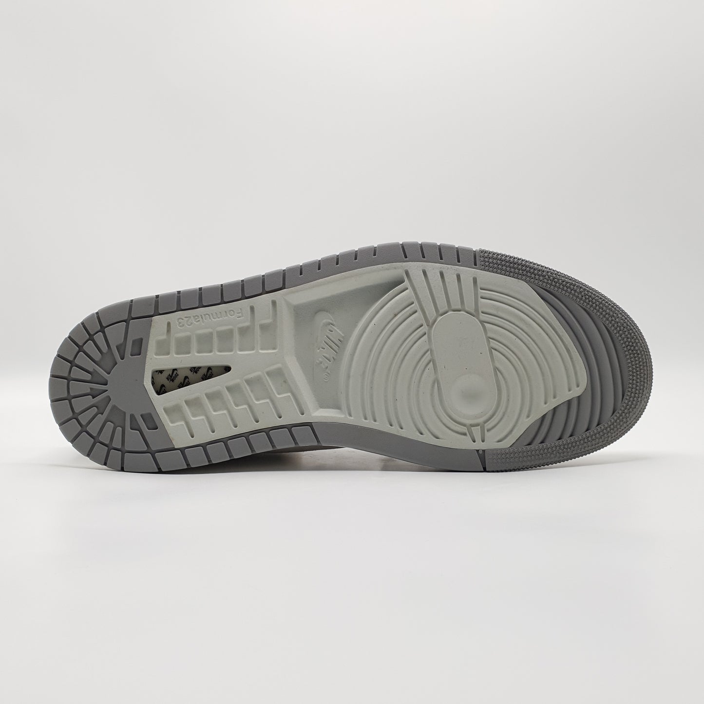 Nike Jordan 1 High Zoom Air CMFT 2