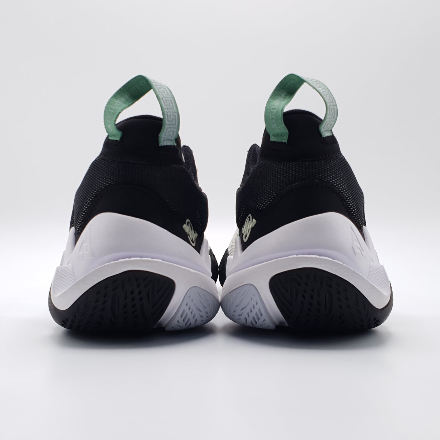 Nike Giannis Immortality 2