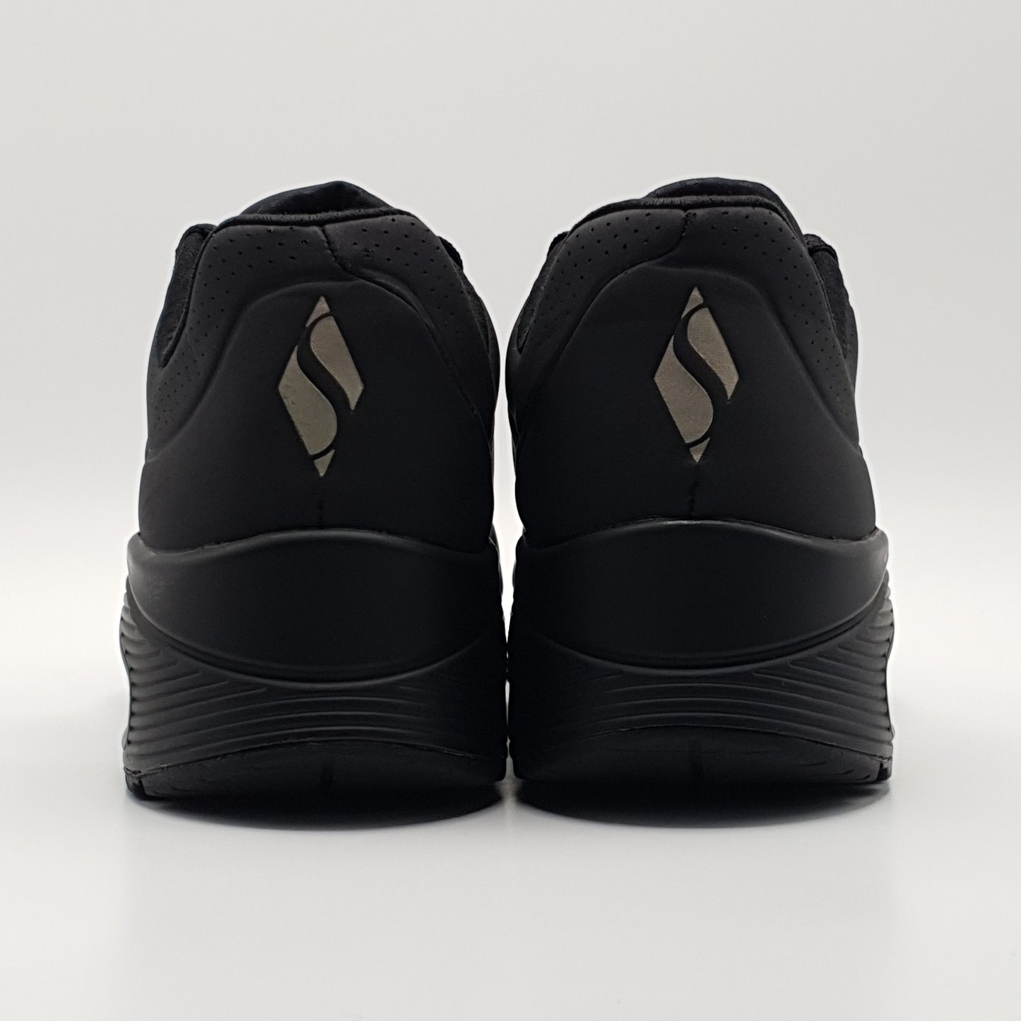 Skechers UNO - Stand on Air 73690