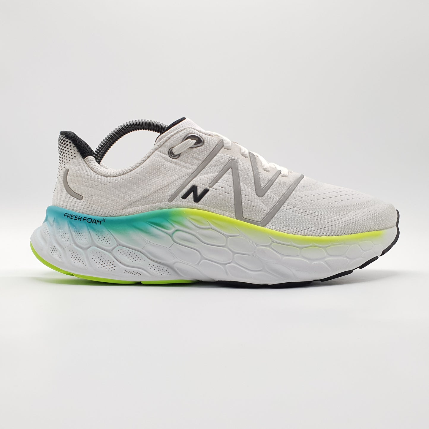 New Balance Fresh Foam X More V4