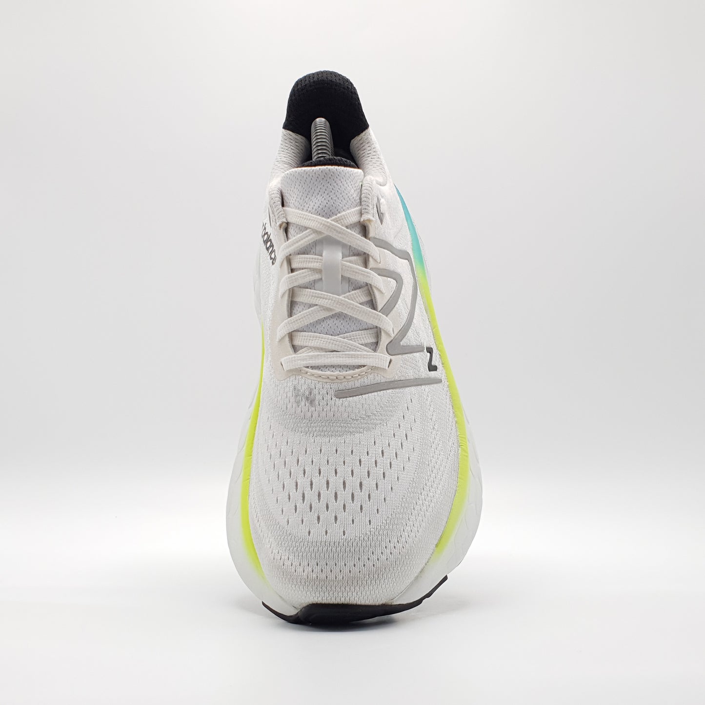 New Balance Fresh Foam X More V4
