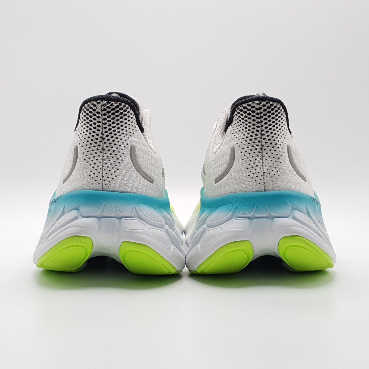 New Balance Fresh Foam X More V4